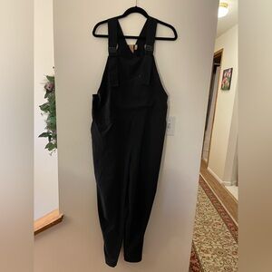 Black Title Nine overalls / jumpsuit - like new. Size L. Quick dry